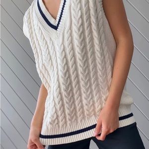 Aritzia Sunday Best Sweater Vest Size XXS NWT